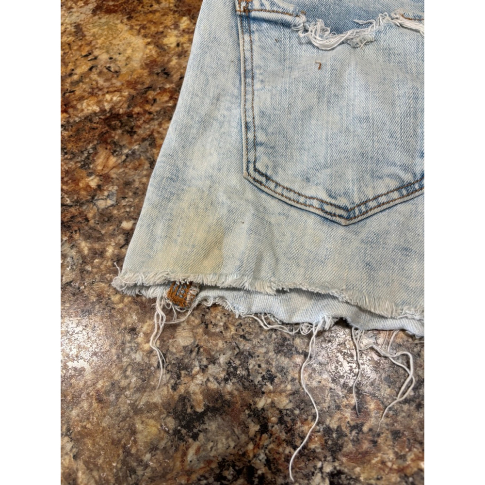 Old Navy Boyfriend Distressed Cutoff Denim Shorts - Picture 5 of 7